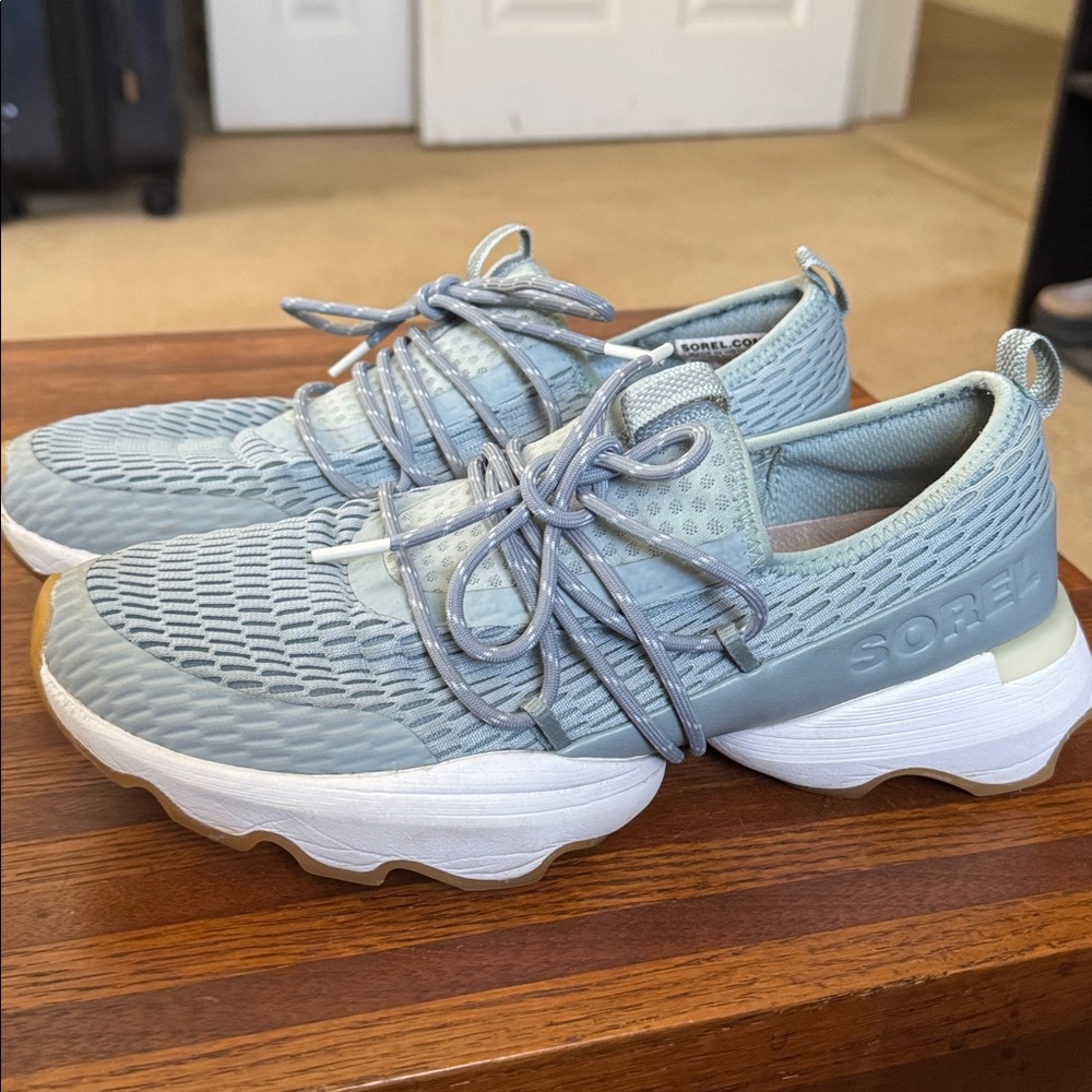 Sorel sneakers